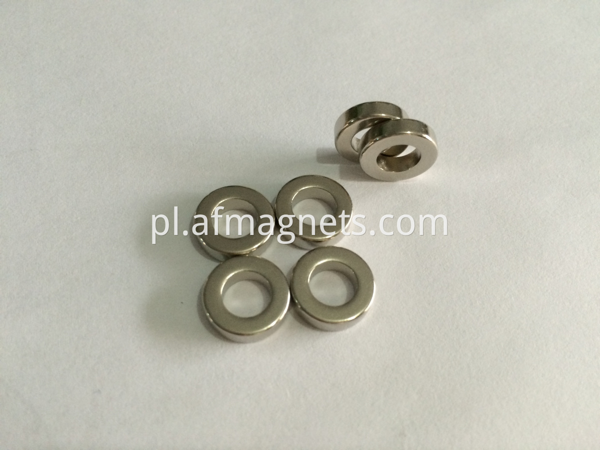Diametrically Magnetized Ring Magnets